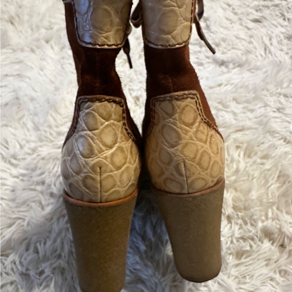 See By Chloe Suede Ankle Length Lace Up Boots size 8.5 - Picture 5 of 9